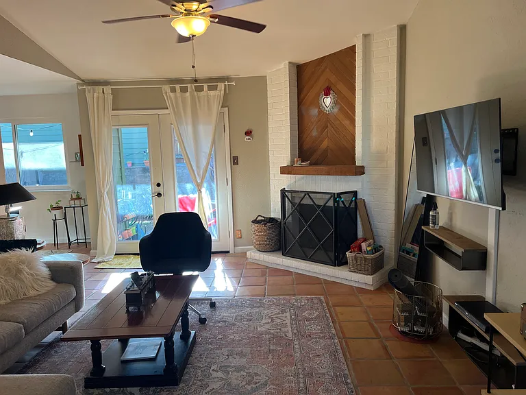 5803 W Gate Blvd #B — Photo 25