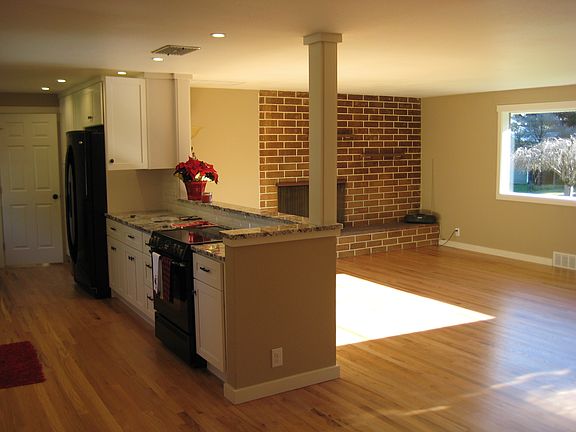 Kitchen & Living Rm
