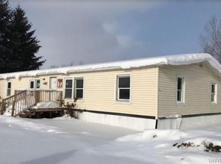 15469 Powerline Rd, Holley, NY 14470