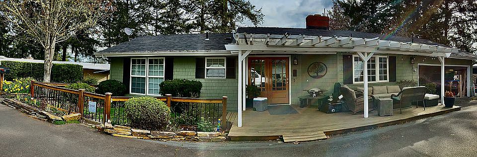 1st image of 1646 NW Crest Pl