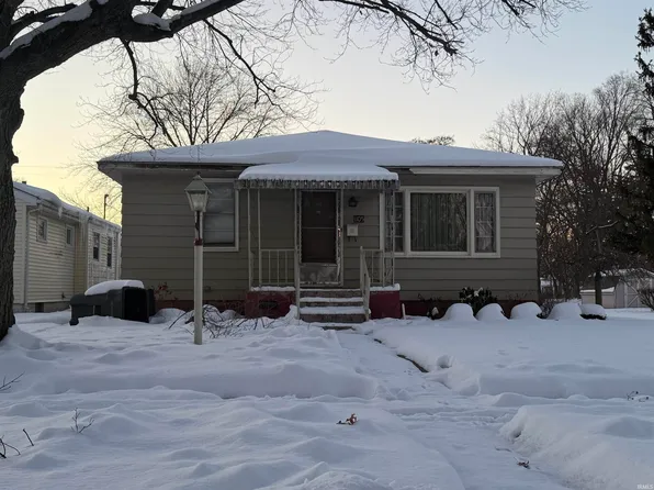 1105 N Saint Louis Blvd, South Bend, IN 46617