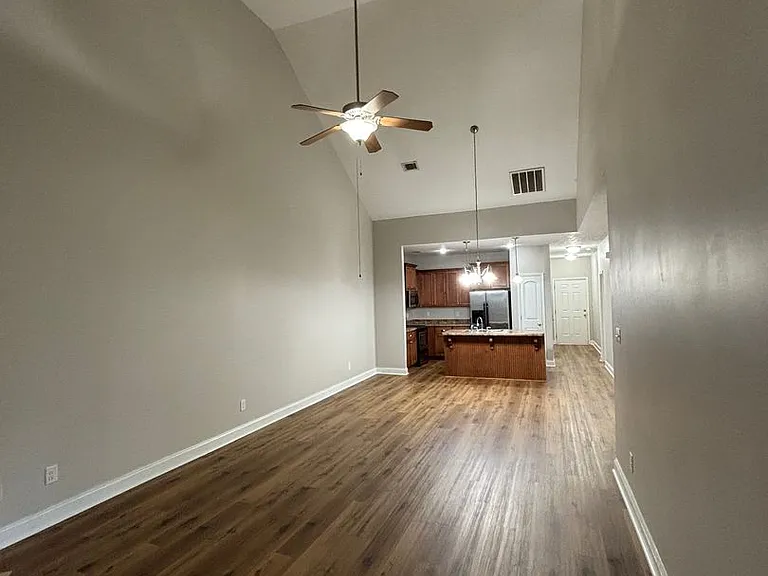 333 High Meadows Pl — Photo 1