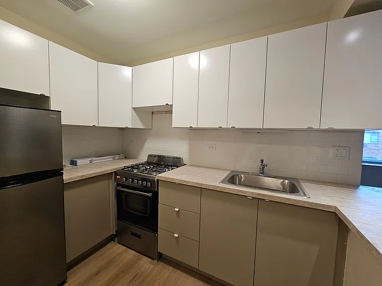 Lincoln Park Living! — Photo 26