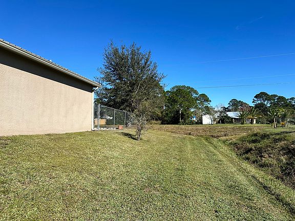 4th image of 2837 Derby Ave SE