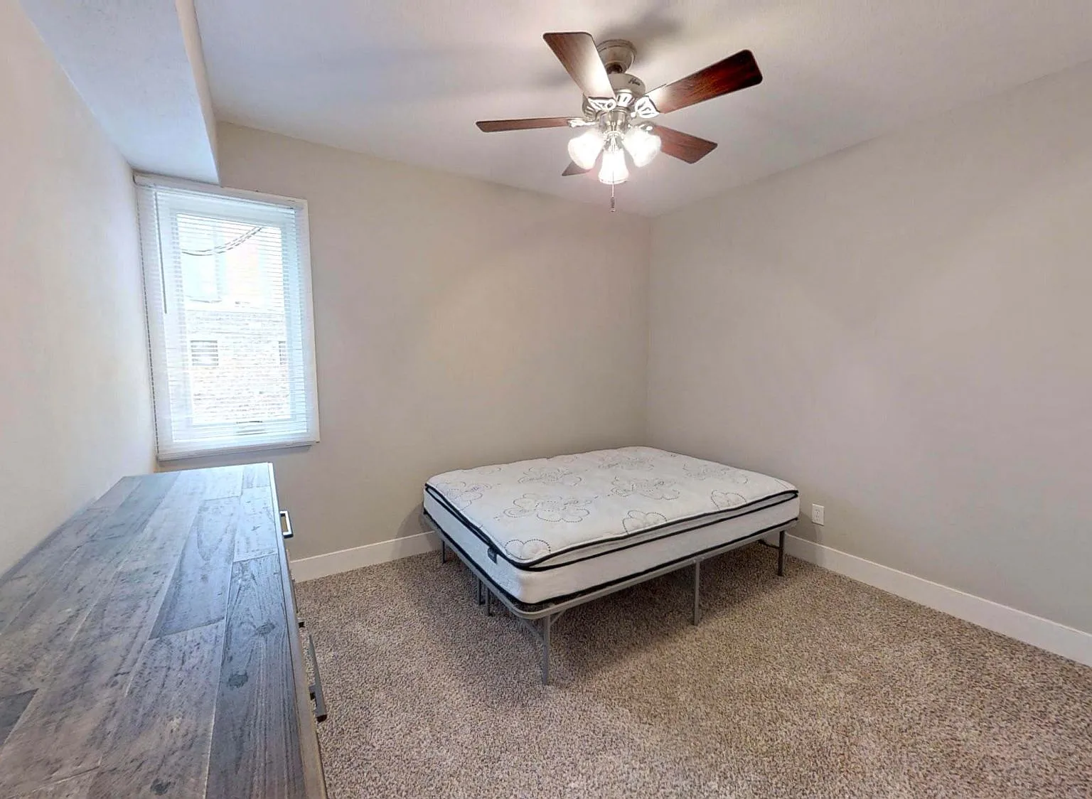 301 E White - 2 — Photo 3