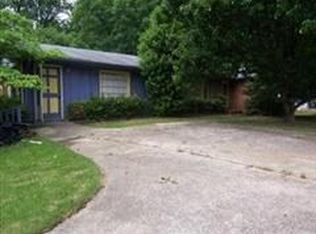 5863 Tonya Ln, Douglasville, GA 30135