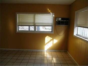2nd image of 2117 N 41st Ave