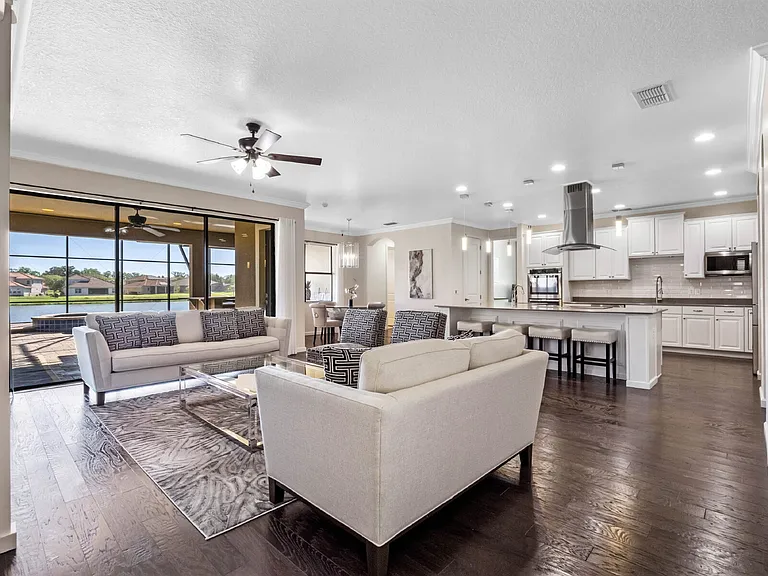 3807 Shoreside Dr — Photo 10