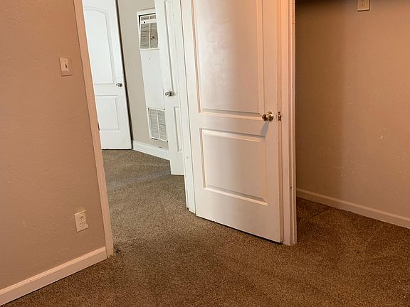 2nd image of 309A Pleasant St
