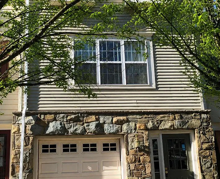 2158 Capstone Cir — Photo 1