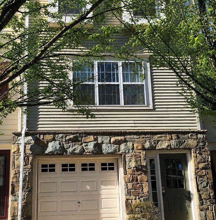 1st image of 2158 Capstone Cir
