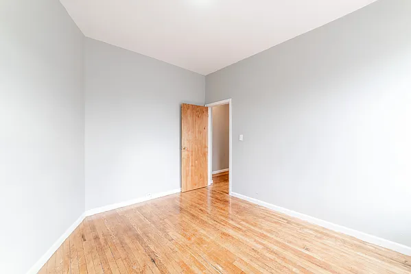 Rented by Joel Scharf, LREB | media 4