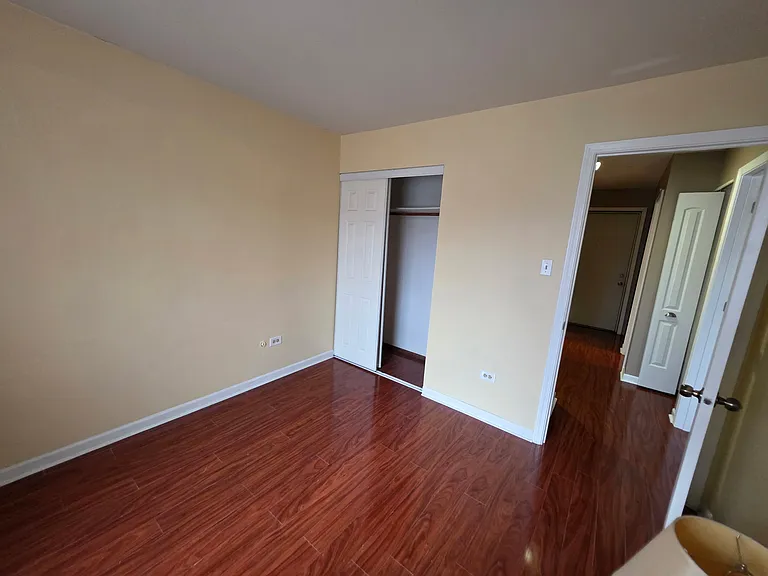 8901 S Roberts Rd #108 — Photo 12