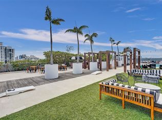 220 21st St, Miami Beach, FL 33139