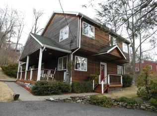 78 Shore Dr, Brewster, NY 10509