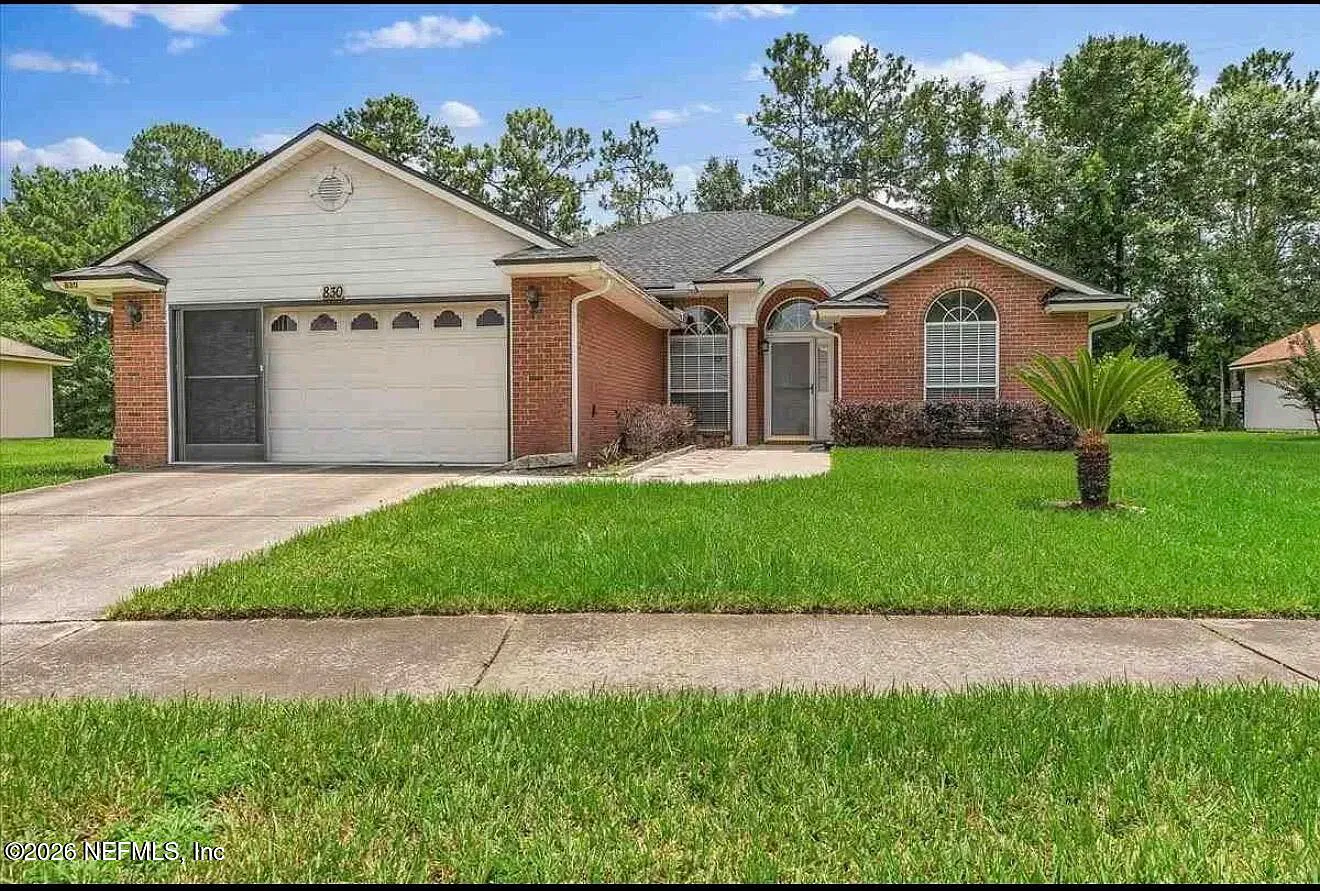 3 bed, 2.0 bath, 1630 sqft, $2,100 — Photo 1