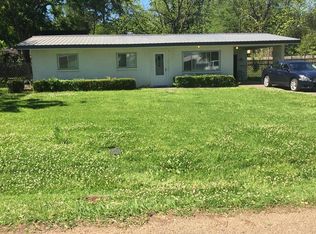 105 Locust St, Port Gibson, MS 39150