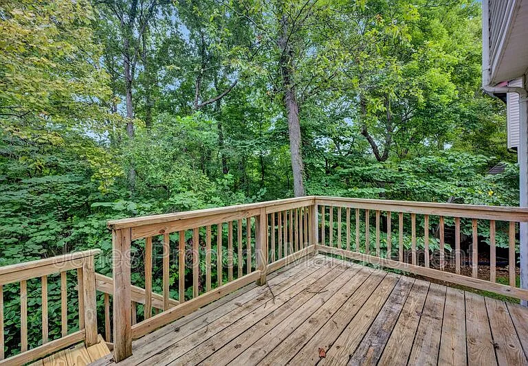 2676 White Oak Ln — Photo 32