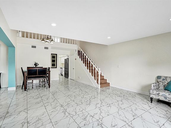 4th image of 3541 NW 95th Terrace #202