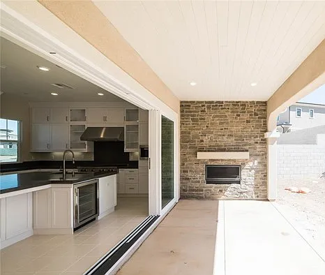 63 Harlow — Photo 7