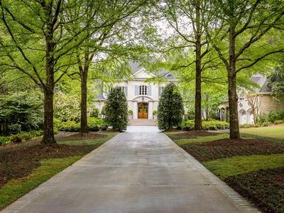 205 N Chambord Dr NW, Atlanta, GA, 30327