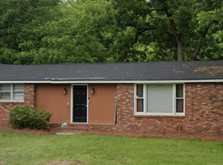 121 Bennett Dr, Albany, GA 31705