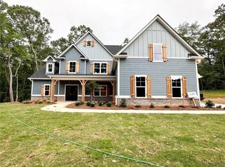 111 Gwendolyn Ct, Carrollton, GA 30117