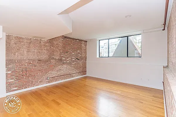 Rented by MySpaceNYC | media 2