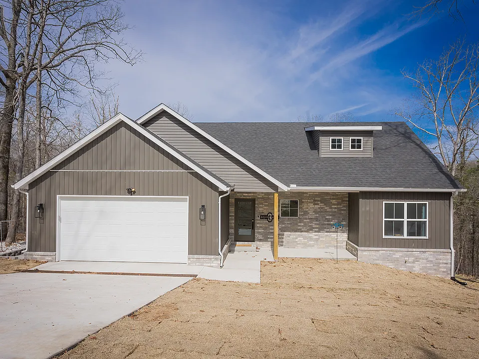 3 Hanworth Ln