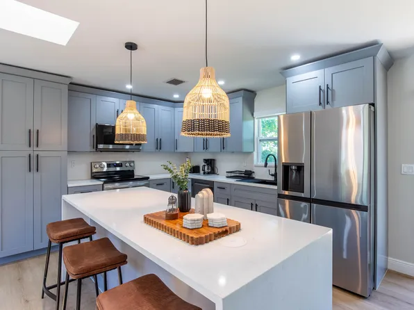 16932 W Aintree Drive Drive W, Loxahatchee, FL 33470