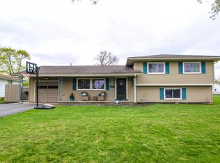 179 Meadowbriar Rd, Rochester, NY 14616