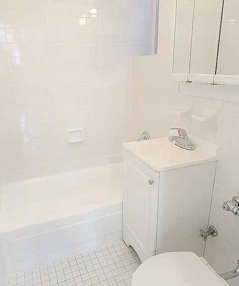 313 E 90th St #5C — Photo 5