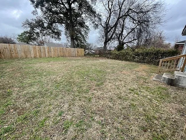 1045 Ayers St — Photo 3