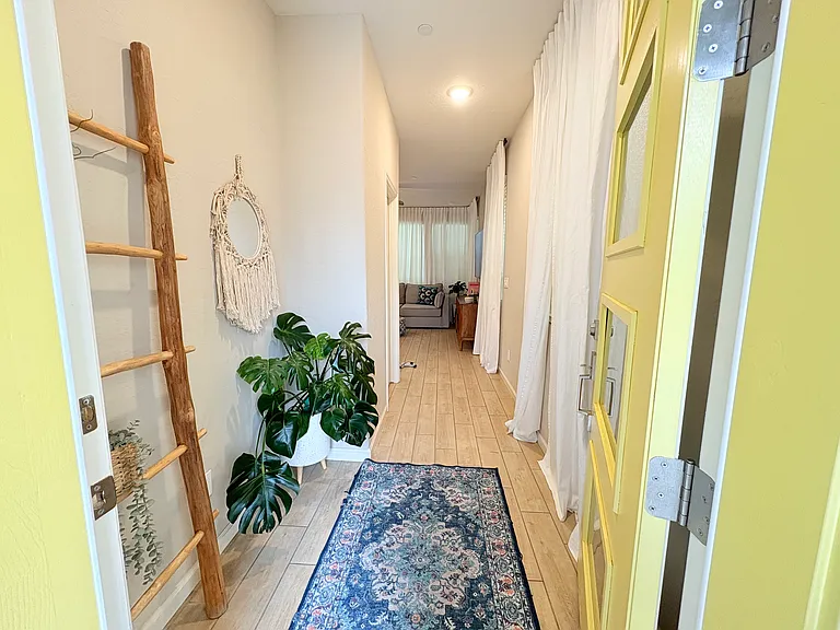 1113 Significant Way W — Photo 2