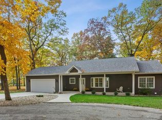 White Oaks Rdg, Buchanan, MI 49107