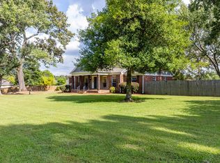 8815 Macon Rd, Cordova, TN 38018