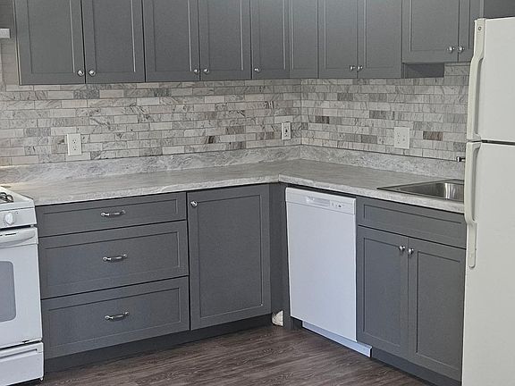 5th image of 105 Ridge Rd #1