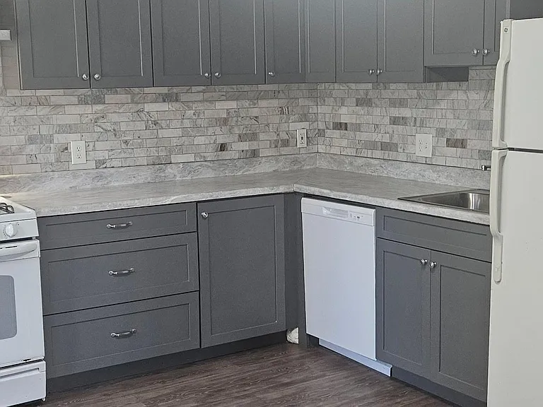 105 Ridge Rd #1 — Photo 5
