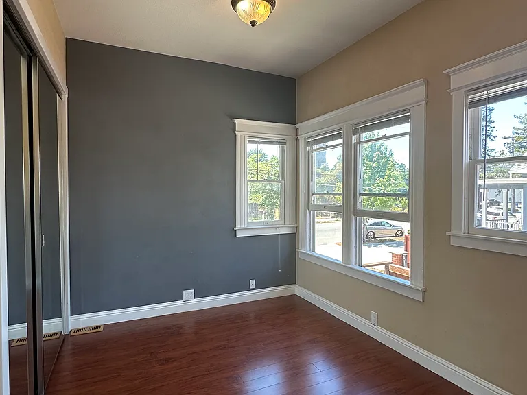 145 George St #3 — Photo 6