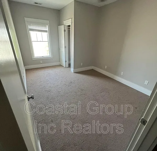 4635 Pleasant Ave #D — Photo 49