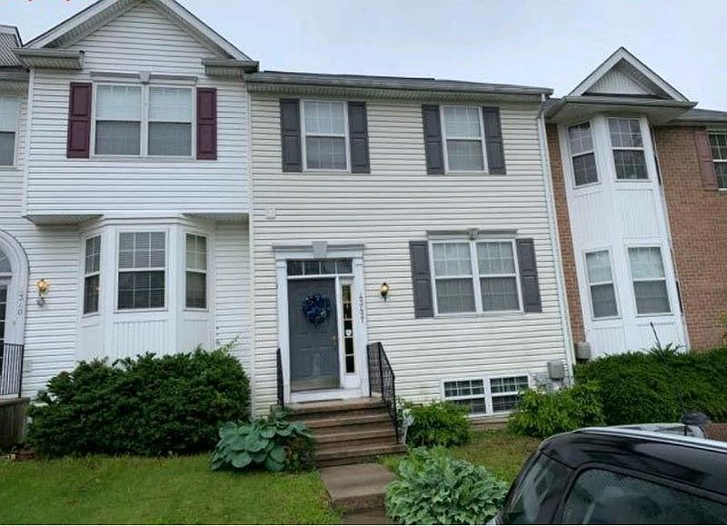 2nd image of 4342 Meadow Mills Rd