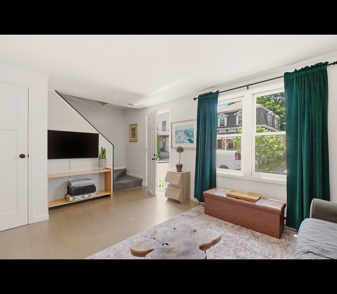 2 bed, 1600 sqft, $3,000 — Photo 4