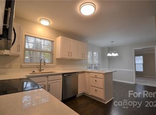 8907 Pristine Ct, Huntersville, NC 28078