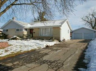 803 5th Ave SW, Altoona, IA 50009