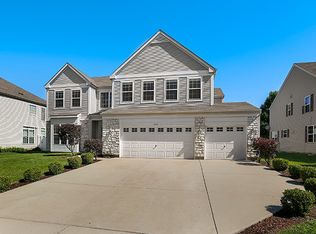 1612 Woodland Ln, Bolingbrook, IL 60490