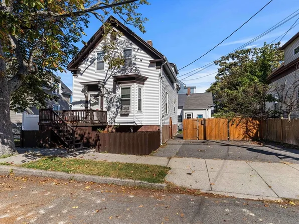 25-27 Bulfinch St, Lynn, MA 01904