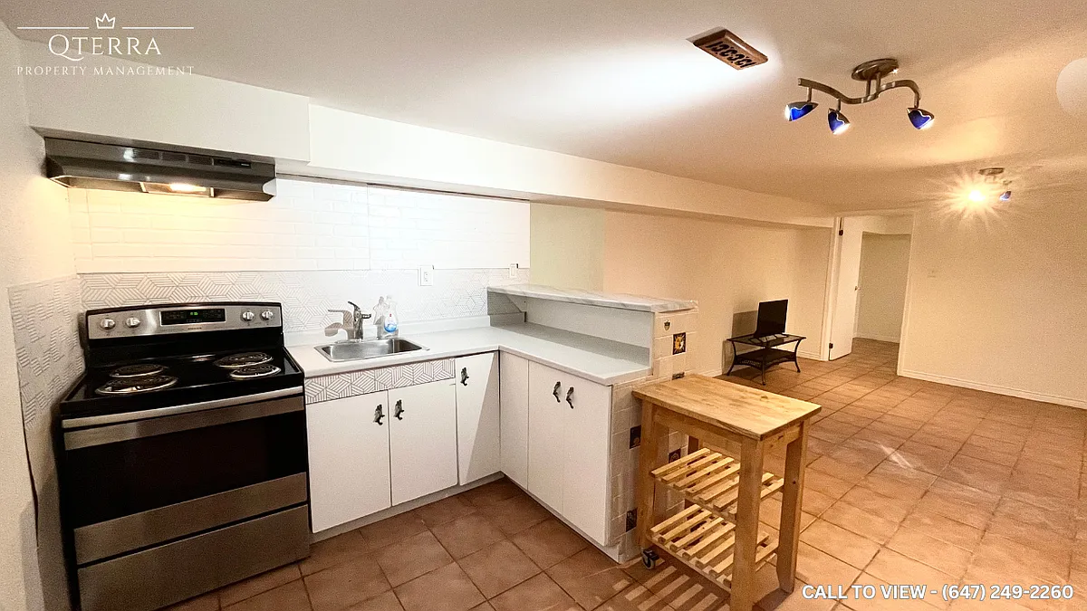 Building Photo - 43 Bernick Dr #2