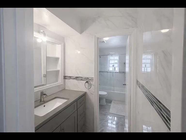 1168 Rockland Ave #2F — Photo 6