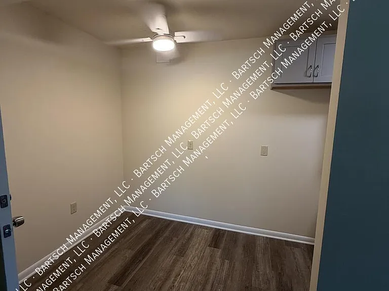 3250 S 49th St #3 — Photo 5