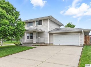 1502 Florence Blvd, Omaha, NE 68110